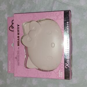 NIB Hello Kitty Makeup Mirror